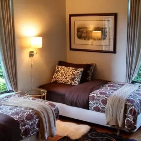 Holiday home Relax Or Entertain In Luxurious 2br With Patio *