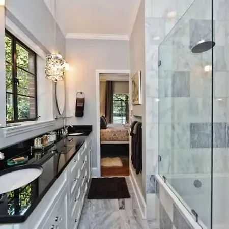 Holiday home Relax Or Entertain In Luxurious 2br With Patio *