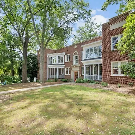 Spacious 2br In Myers Park With Sunroom Holiday home Charlotte