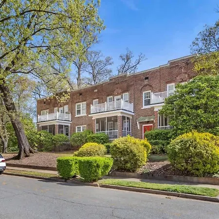 Lovely 2br Near Uptown * Charlotte
