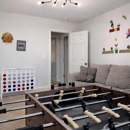 Impressive Luxurious With Pool And Game Space In Nc *