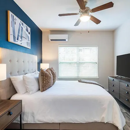 Landing - North Apartment Charlotte