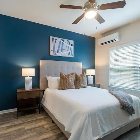 Landing - North Apartment Charlotte