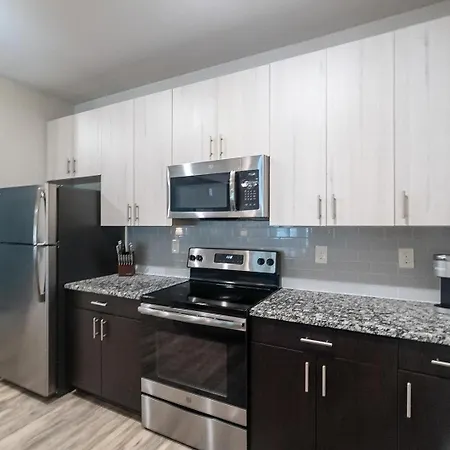 Landing - North Apartment Charlotte