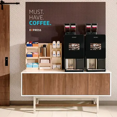 Hotel Express & - Ballantyne By Ihg
