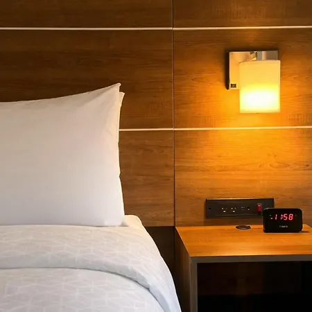 Hotel Express & - Ballantyne By Ihg 3*