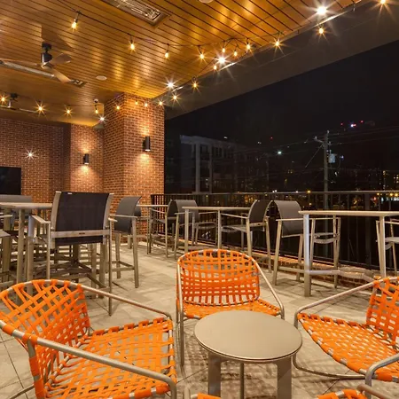 Express & - - South End By Ihg Hotel 3*