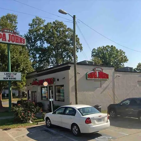 Apartment Homey 2br Condo—king Bed—lovely Location & Parking Charlotte