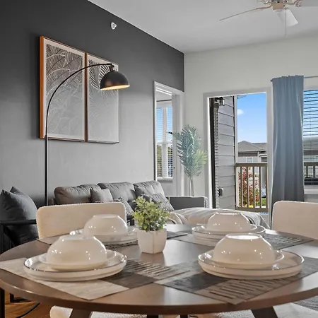 4br King Bed Luxe Amenities Airport