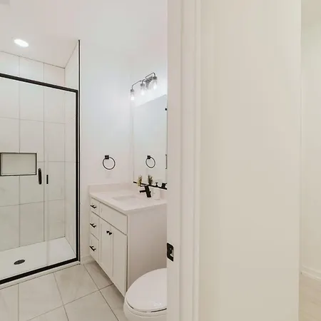 Inkwell Apartment *