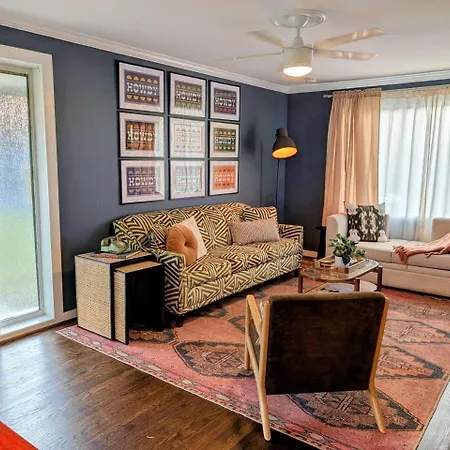 Selwyn Park Playground (adults Only) Holiday home