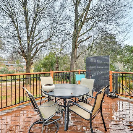 Holiday home Dog-friendly Yard, 5 Mi To Uptown: Charlotte
