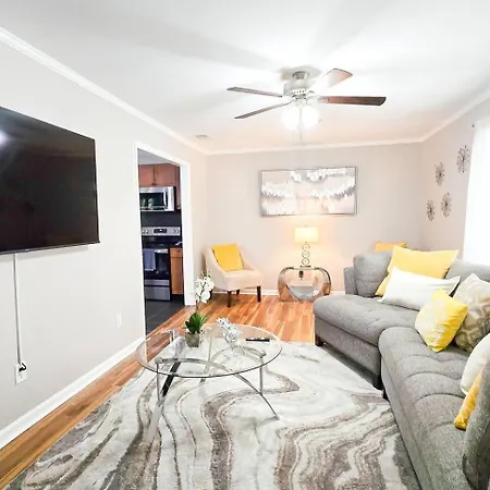 3br | King+2q | 75”tv | Matthews * Charlotte