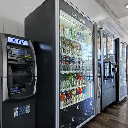 Aparthotel Lux Mins To Atrium Health And Downtown Airport