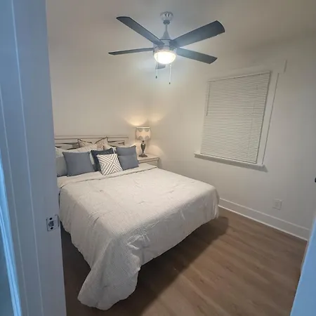 La Casita Newly Renovated Cozy Retreat Charlotte