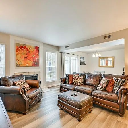 Holiday home Cozy Family Retreat! In Suburbs