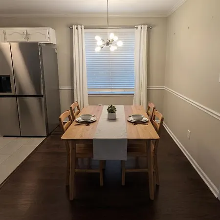 Mallard Creek 1br Ranch Style Holiday home *