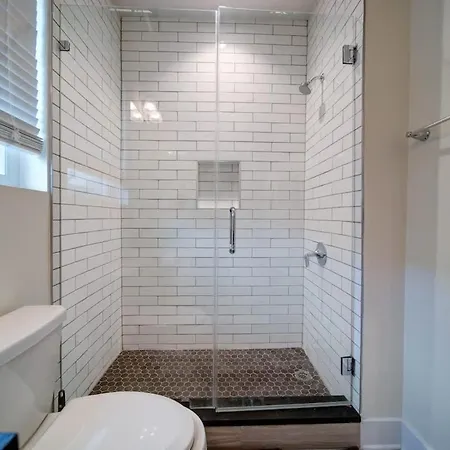 Holiday home Luxe Townhome Rooftop Hot Tub Parking