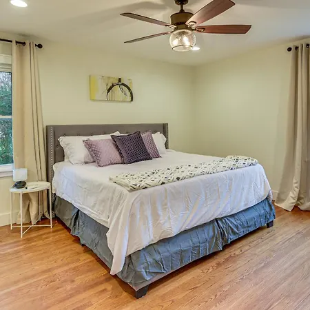 Dog-friendly Yard, 5 Mi To Uptown: Charlotte