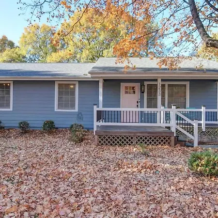 Holiday home Stylish 4br - Modern & Bright Interior *