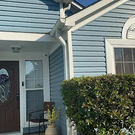 Grill Patio • Pet Friendly • 3br Holiday home