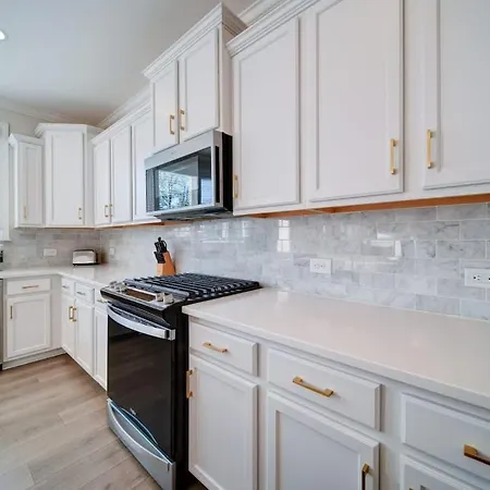 Luxury 4br Escape - Premium Modern Comfort Holiday home