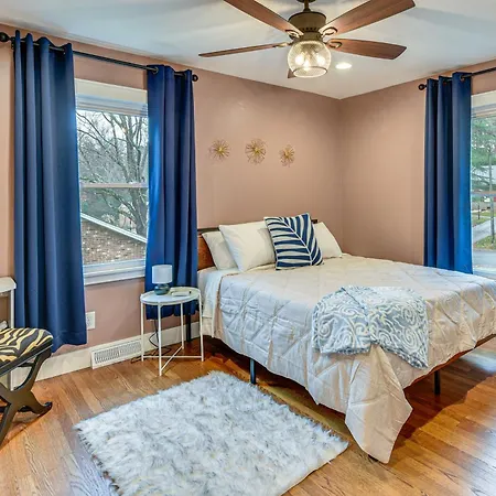 Holiday home Dog-friendly Yard, 5 Mi To Uptown: *