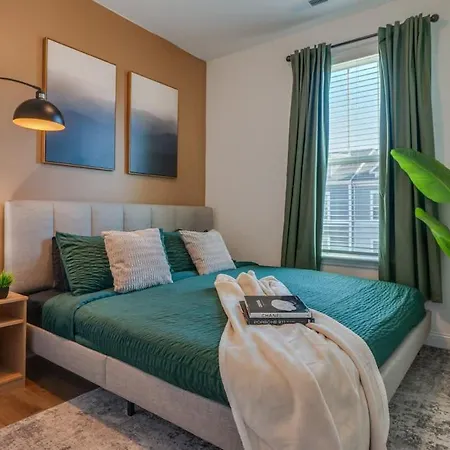 4br Townhouse King Bed Garage Northlake Charlotte