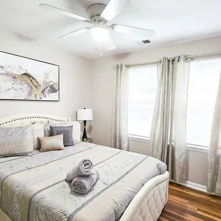 3br | King+2q | 75”tv | Matthews * Charlotte