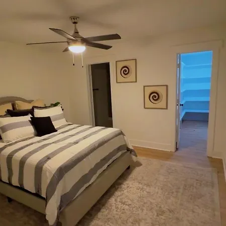La Casita Newly Renovated Cozy Retreat * Charlotte