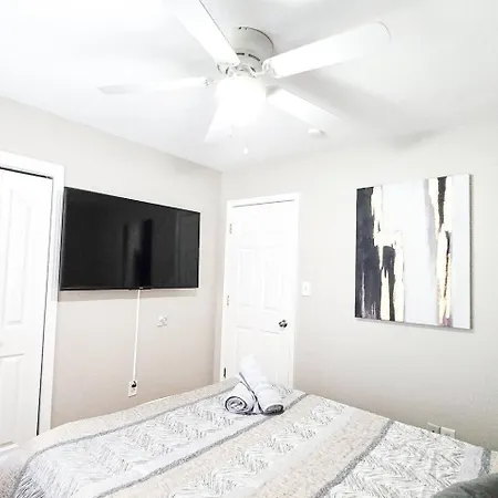 3br | King+2q | 75”tv | Matthews * Charlotte
