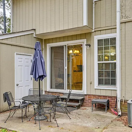 Holiday home Cozy Family Retreat! In Suburbs Charlotte