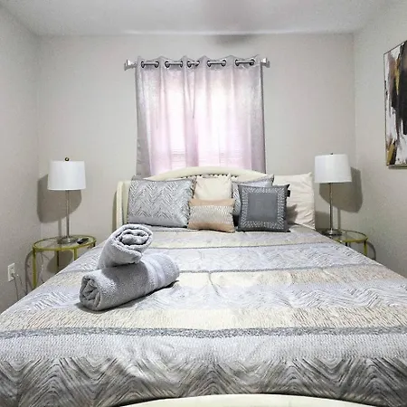 3br | King+2q | 75”tv | Matthews Charlotte