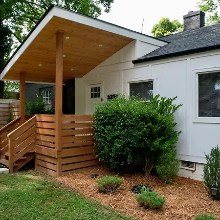 Hpthe Bungalowspectrumbojanglesfenced Yarddog Holiday home