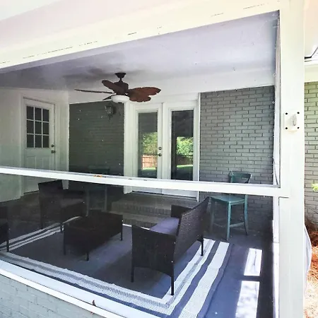 3br | King+2q | 75”tv | Matthews Holiday home