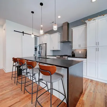Luxe Townhome Rooftop Hot Tub Parking *