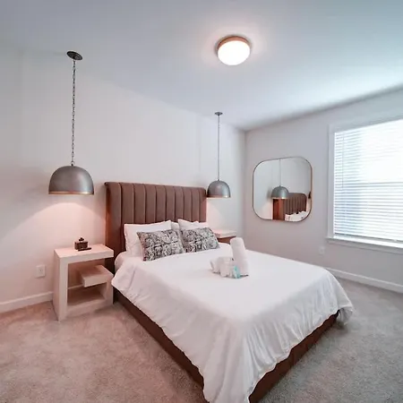 Luxury 4br Escape - Premium Modern Comfort Holiday home