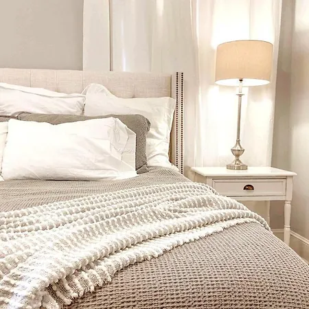 Refined Retreat Holiday home Charlotte