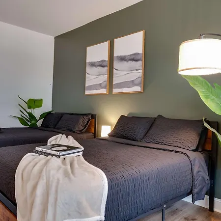4br Townhouse King Bed Garage Northlake Holiday home Charlotte