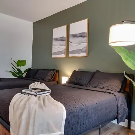 4br Townhouse King Bed Garage Northlake Holiday home Charlotte