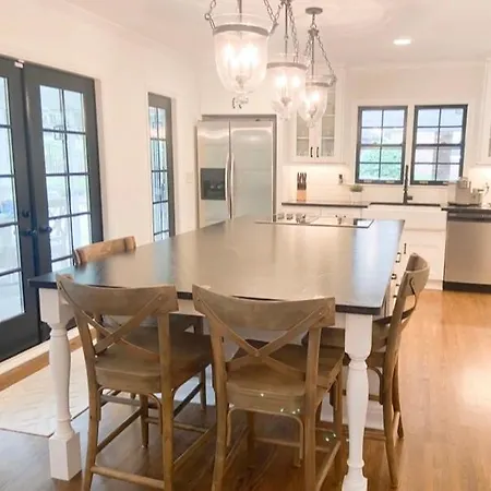 Refined Retreat Holiday home *