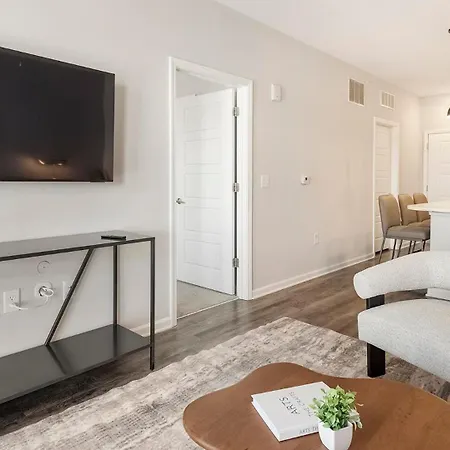 Landing Modern 1Bd Yoga Studio Gym Apartment *