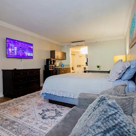 Lux Mins To Nascar Hof Cdia & Atrium Health Apartment *
