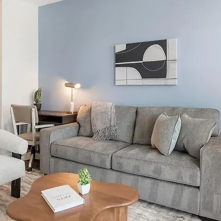 Landing Modern 1Bd Yoga Studio Gym *