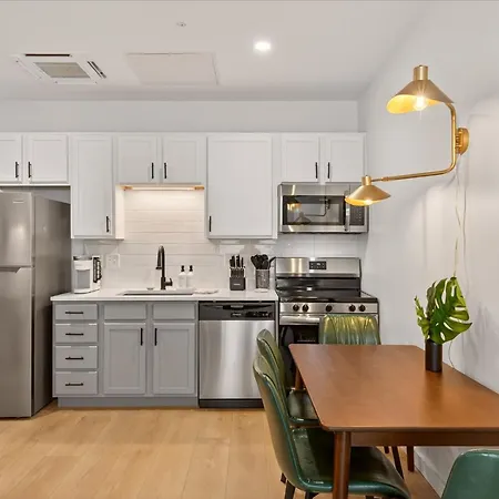 Apartment Southend Near Rail & Uptown I Rooftop Deck I Gym Charlotte