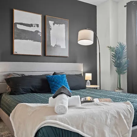 4br King Bed Luxe Amenities Airport Apartment Charlotte