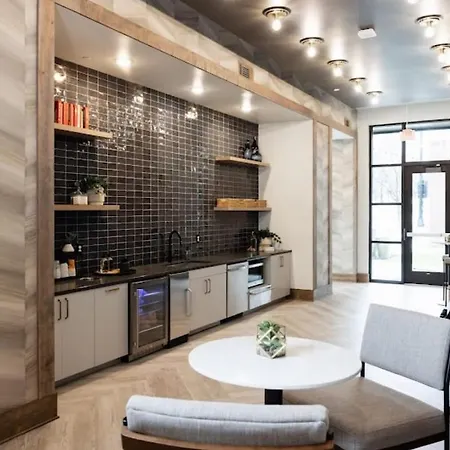 Apartment The Retreat In Uptown