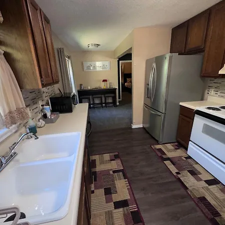 Apartment Private Quiet Near Unc Charlotte