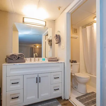 Lux Mins To Nascar Hof Cdia & Atrium Health Apartment