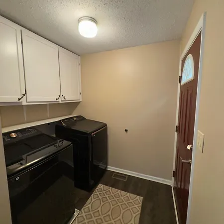 Private Quiet Near Unc Apartment